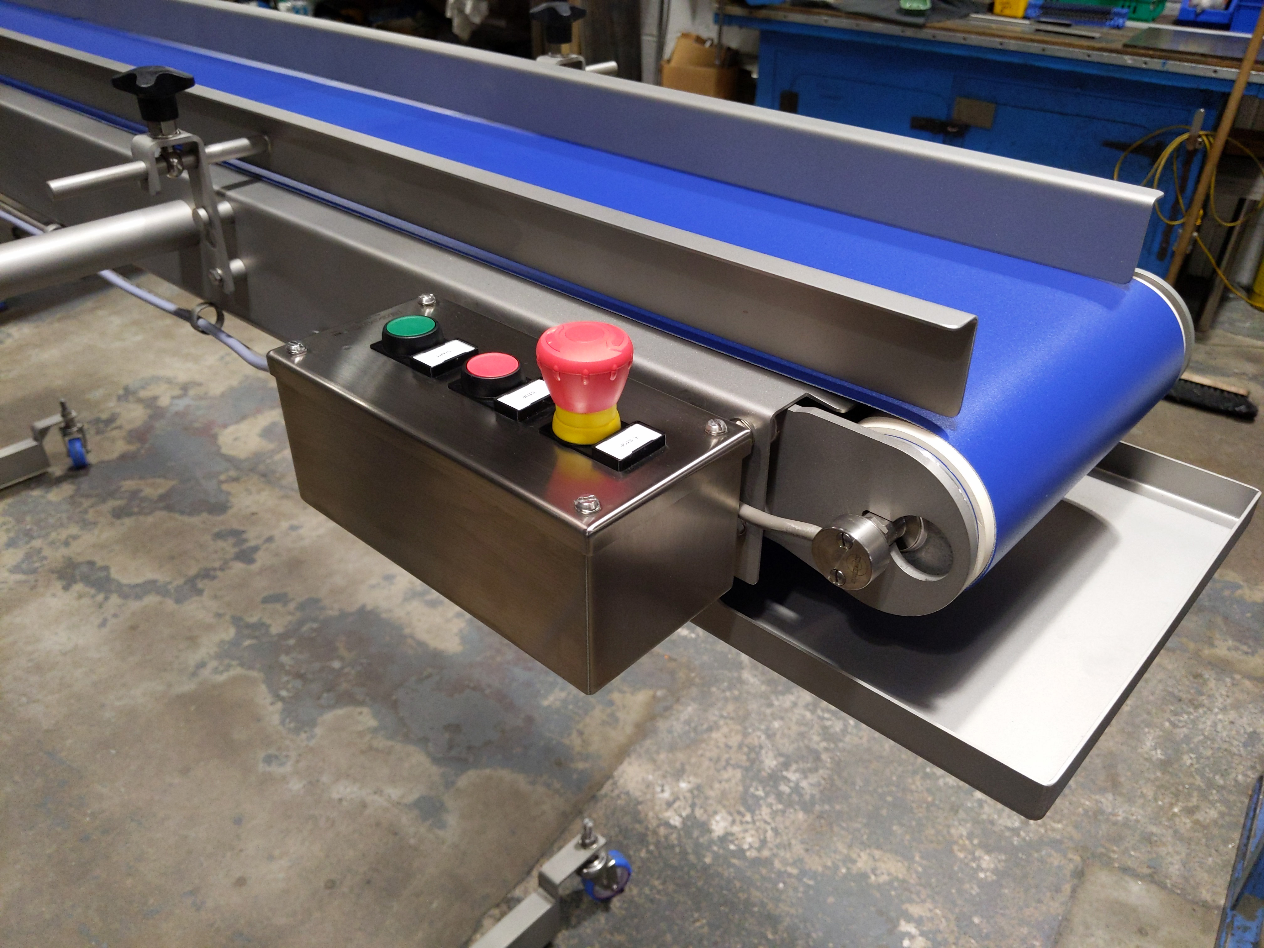 Cantilevered Conveyor